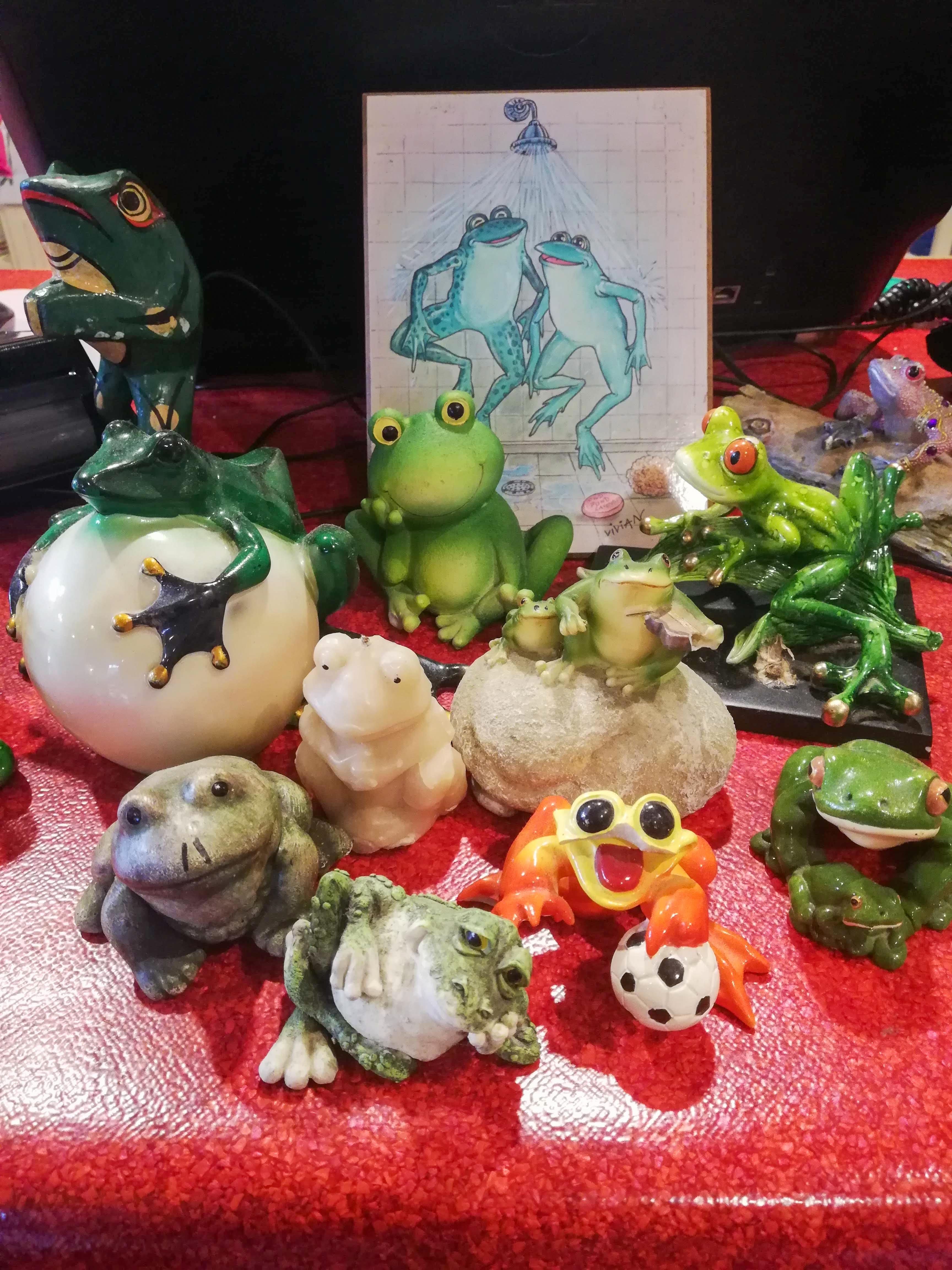 Froggy Froggy everywhere!